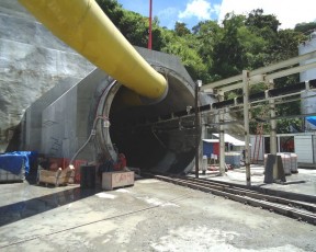 Túnel de Conducción / Headrace Tunnel
